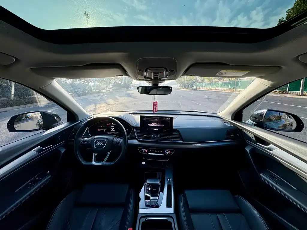 Audi Q5L 2022 из CN, фото 6