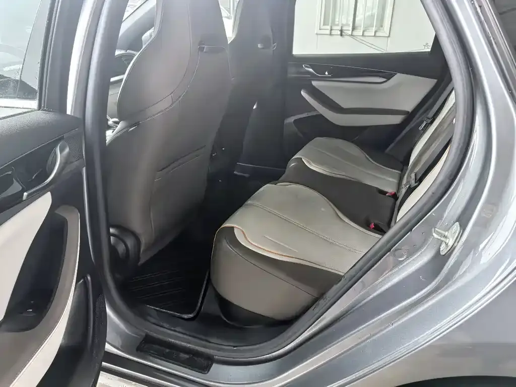 BYD Qin PLUS 2023 из CN, фото 6