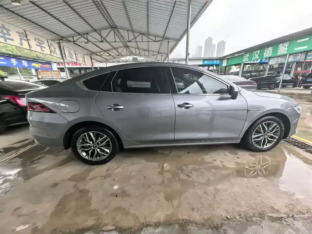 BYD Qin PLUS 2023 из CN, фото 7