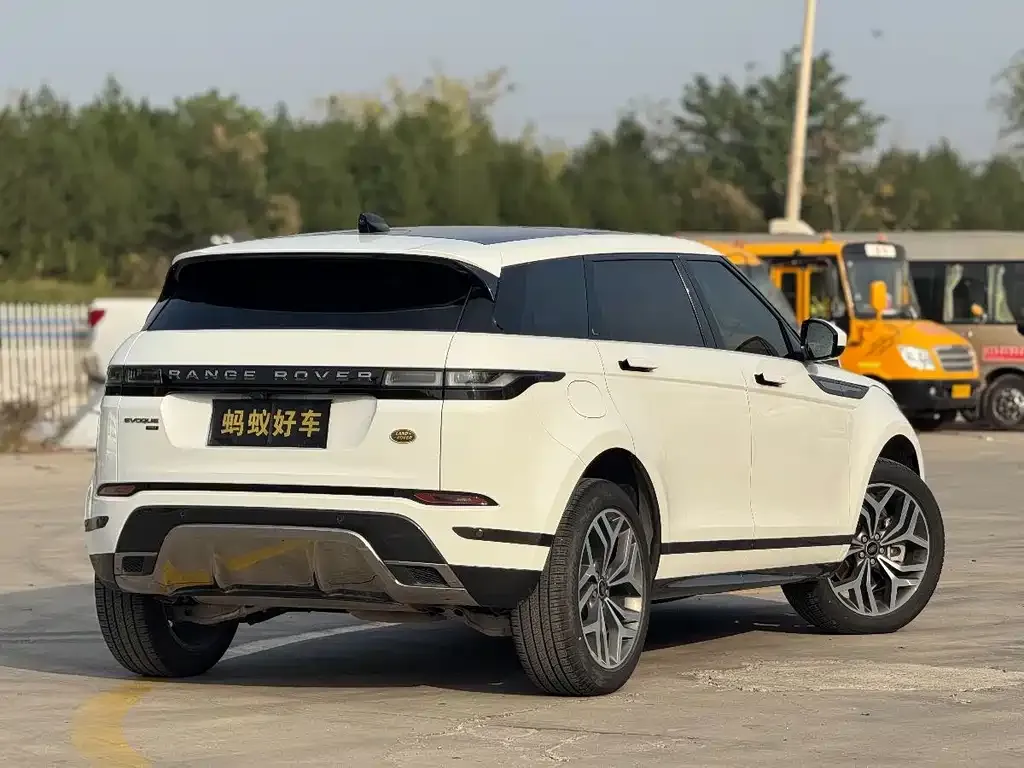 Land Rover Evoque 2023 из CN, фото 7