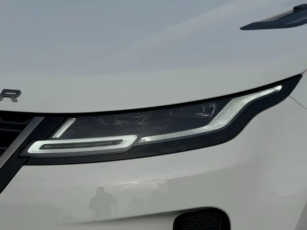 Land Rover Evoque 2023 из CN, фото 9