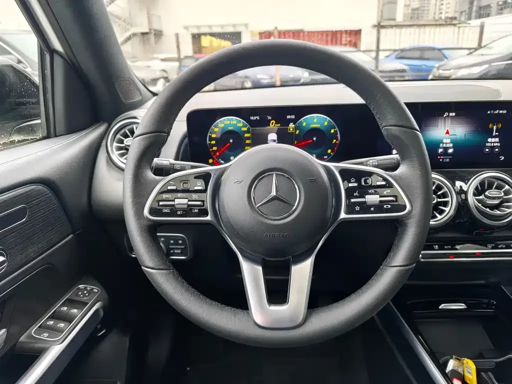 Mercedes-Benz GLB 2023 из CN, фото 10