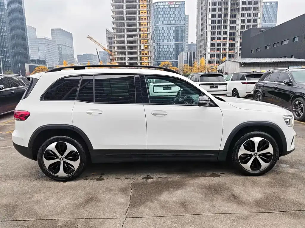 Mercedes-Benz GLB 2023 из CN, фото 4