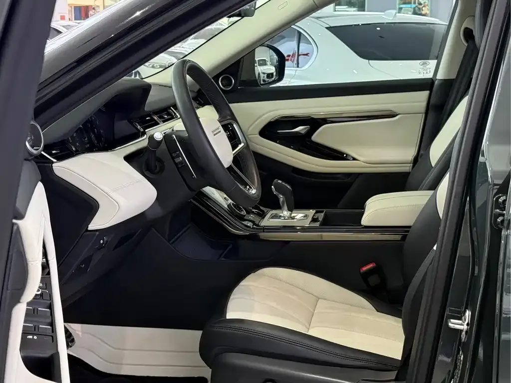 Land Rover Evoque 2023 из CN, фото 5