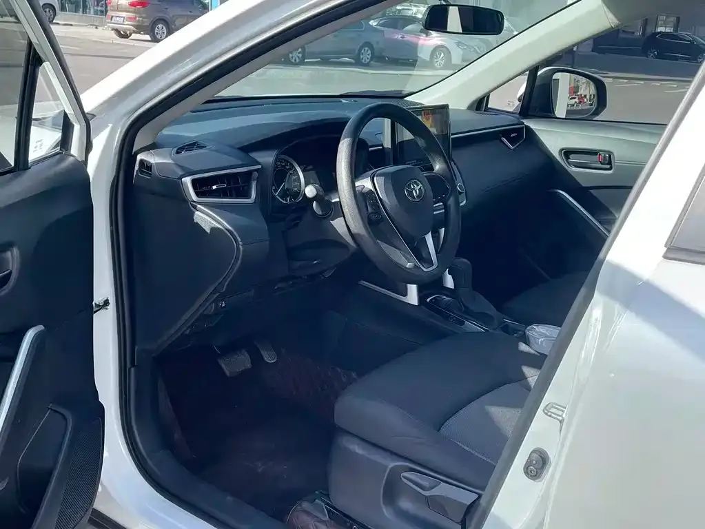 Toyota Frontlander 2022 из CN, фото 4