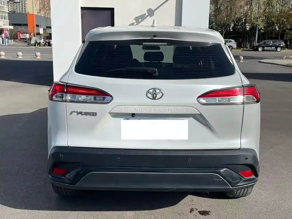 Toyota Frontlander 2022 из CN, фото 8