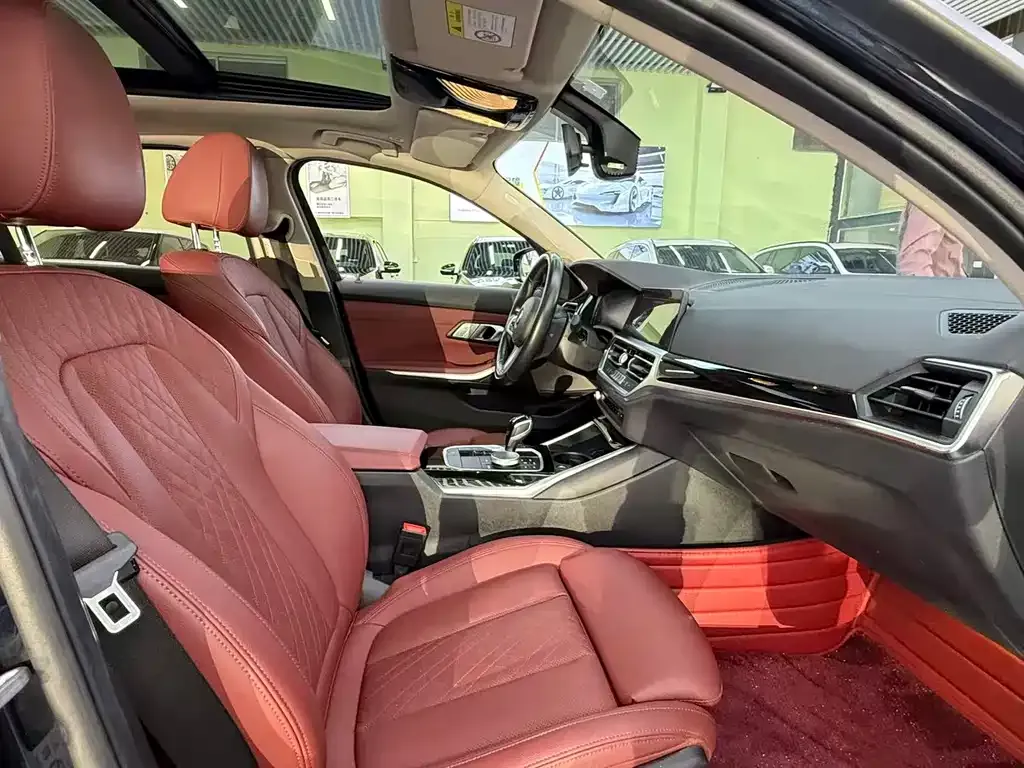 BMW 3 Series 2022 из CN, фото 8
