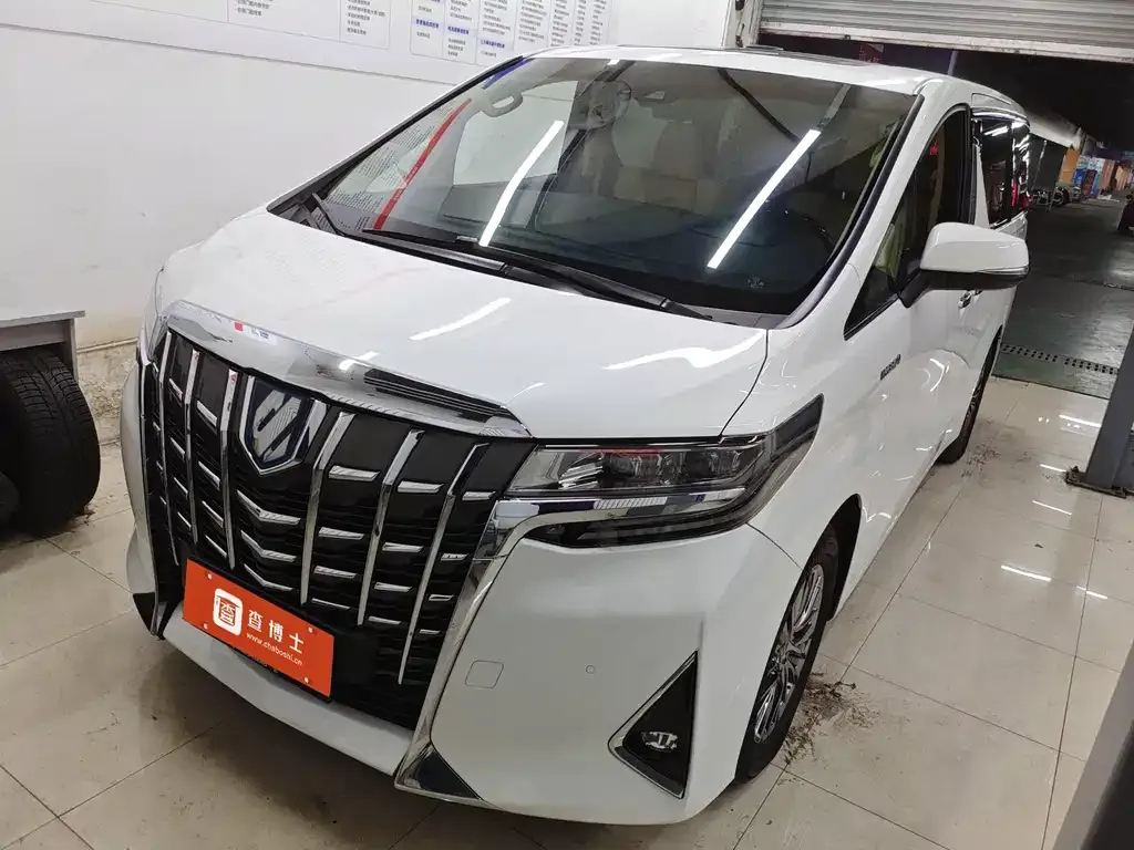 Toyota Alphard 2022 из CN, фото 1