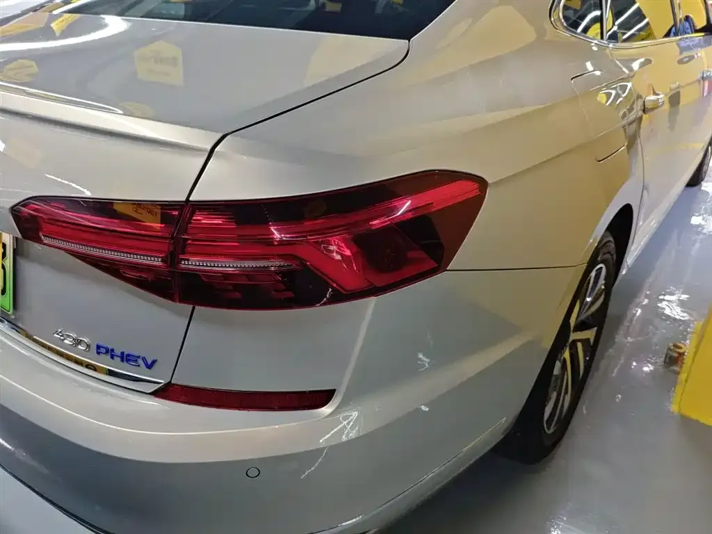 Volkswagen Passat New Energy 2021 из CN, фото 8