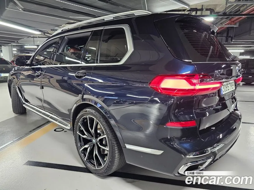BMW X7 2021 из KR, фото 2