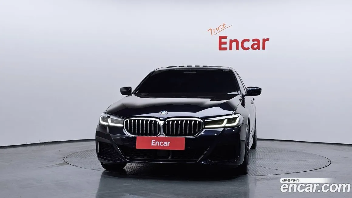 BMW 5-Series 2021 из KR, фото 3