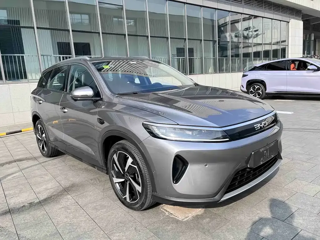 BYD Seal 05 DM-i 2025 из CN, фото 2
