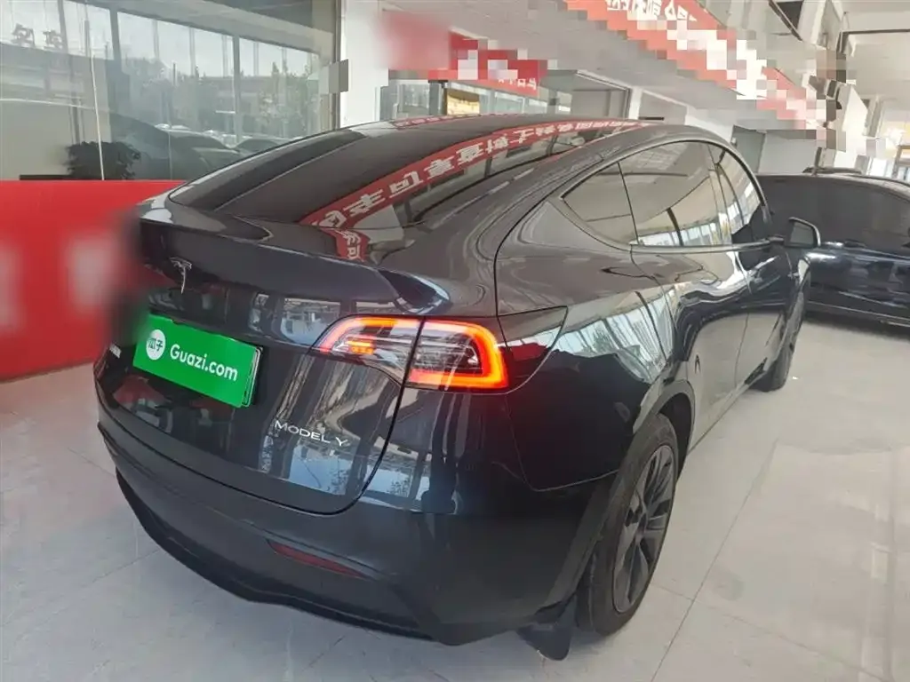 Tesla Model Y 2024 из CN, фото 7
