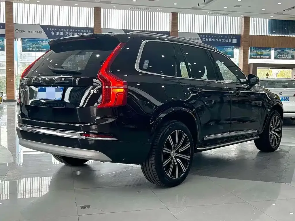 Volvo XC90 — фото 4