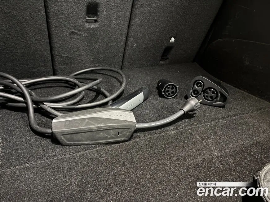 Tesla Model Y 2021 из KR, фото 10