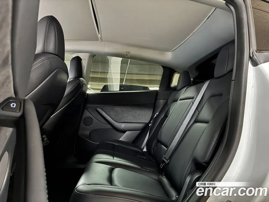Tesla Model Y 2021 из KR, фото 7