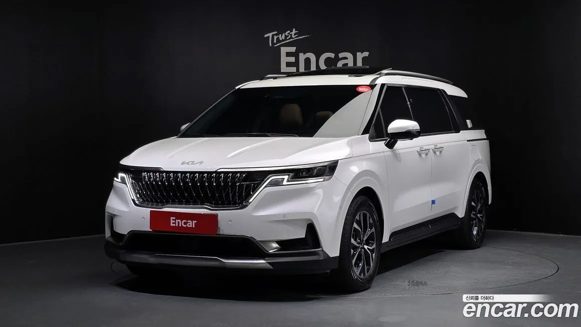 Kia Carnival 2023 из KR, фото 1