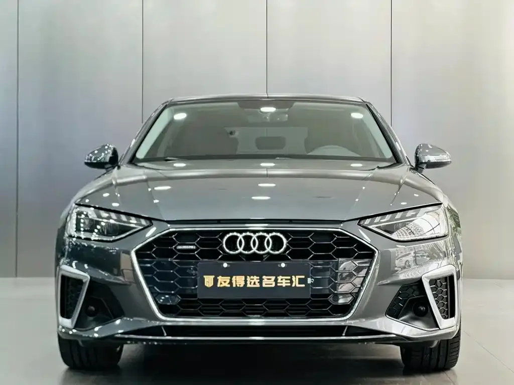 Audi A4L 2021 из CN, фото 3