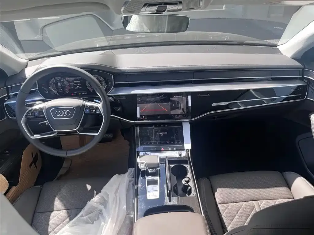Audi A8 2025 из CN, фото 6