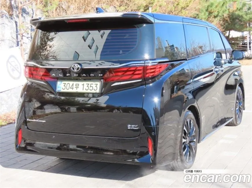 Toyota Alphard 2025 из KR, фото 2
