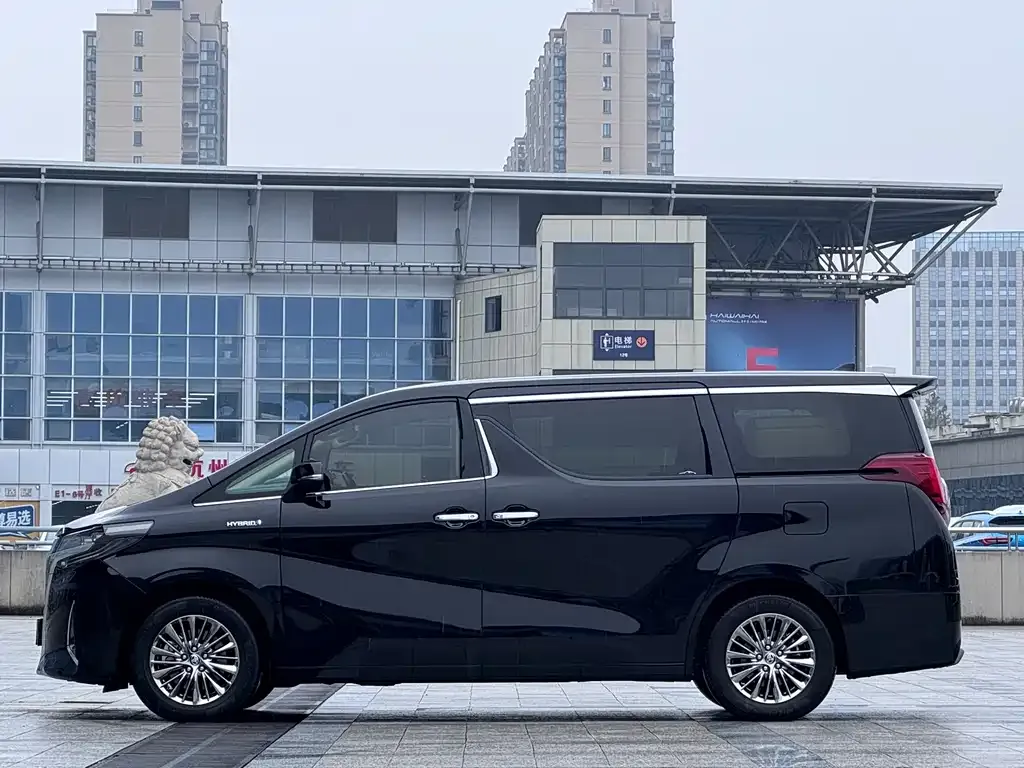 Toyota Alphard 2021 из CN, фото 3