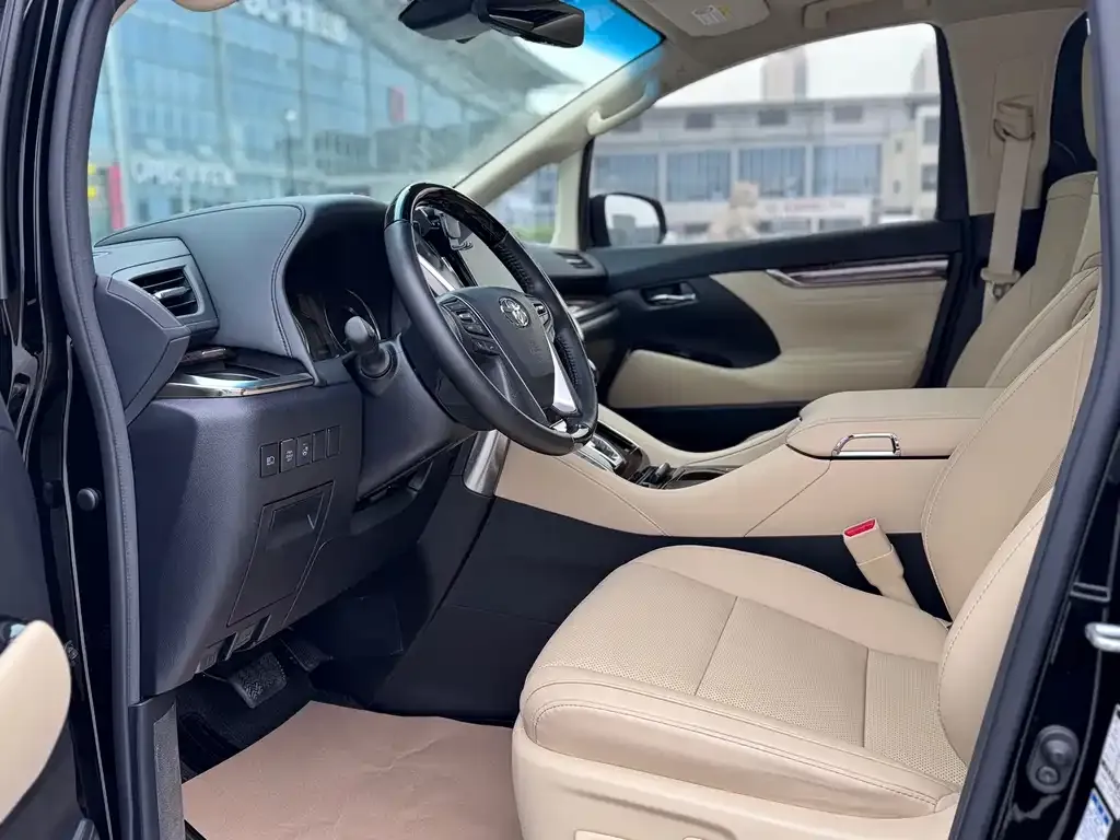Toyota Alphard 2021 из CN, фото 7