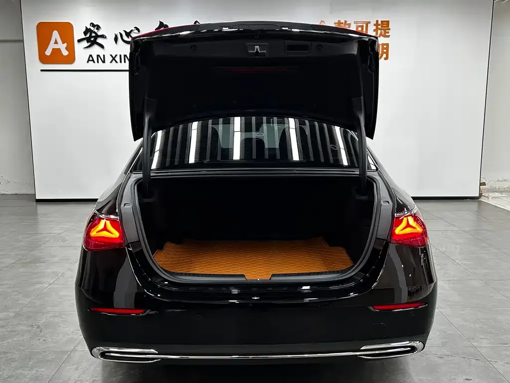 [object Object] E-Class 2024 из CN, фото 5