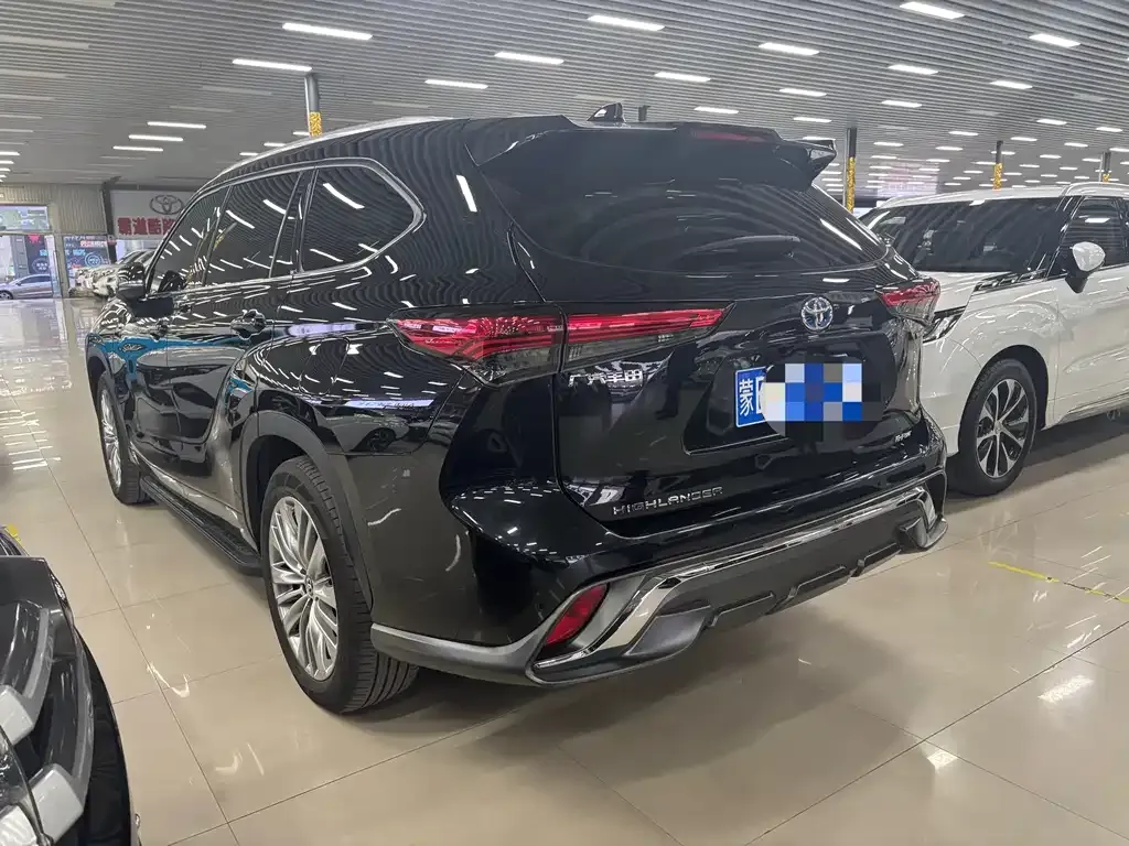 Toyota Highlander 2024 из CN, фото 8