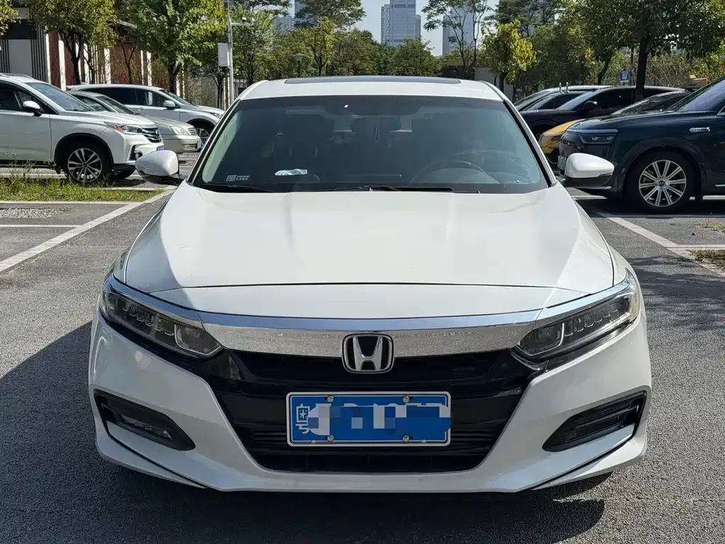 Honda Accord 2021 из CN, фото 2