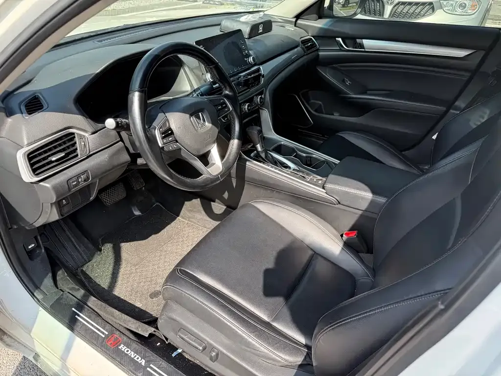 Honda Accord 2021 из CN, фото 4