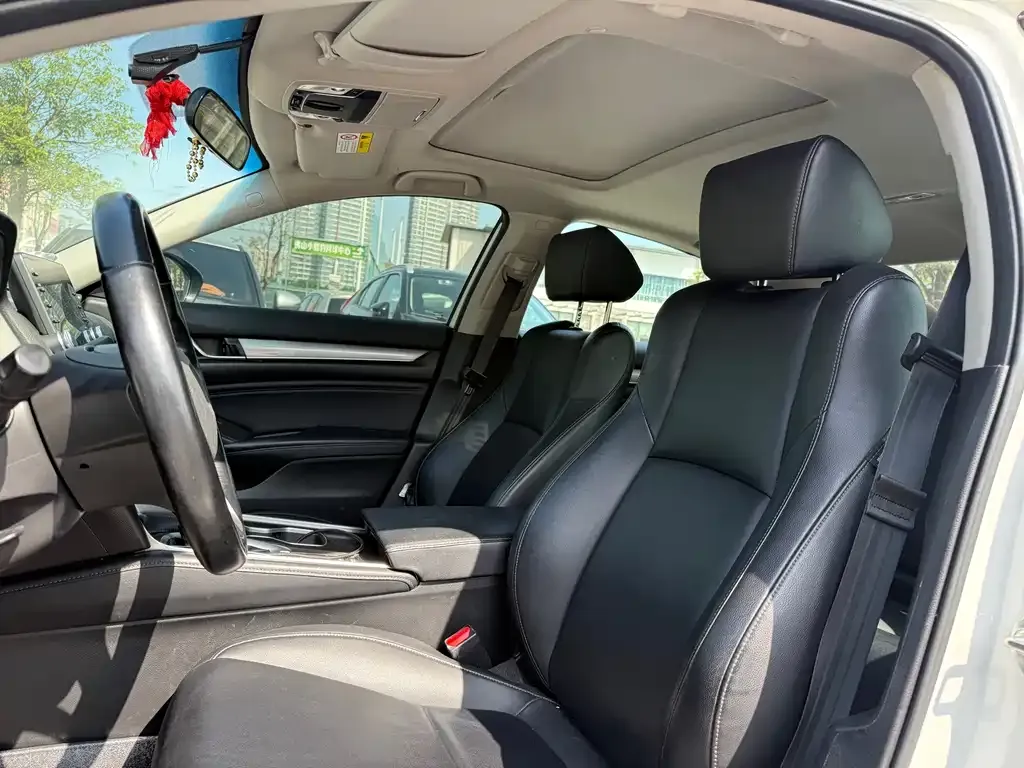 Honda Accord 2021 из CN, фото 7
