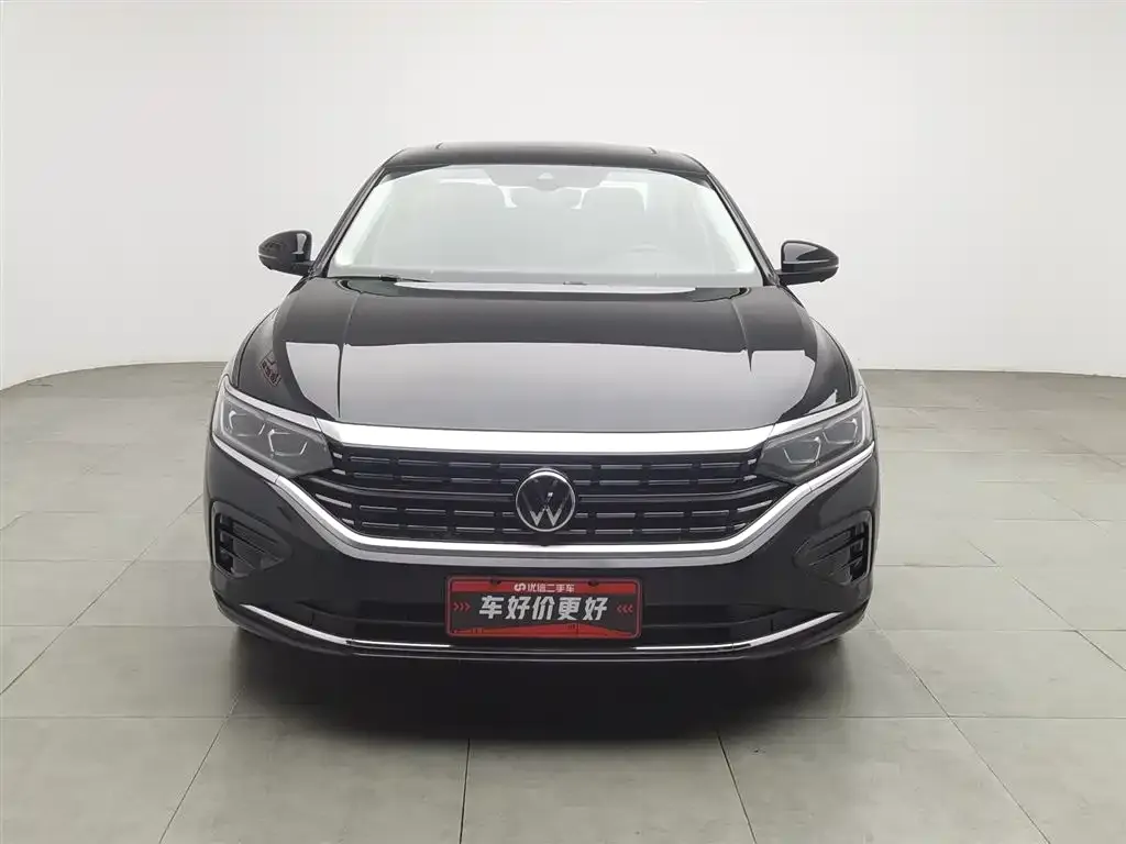Volkswagen Passat 2023 из CN, фото 3