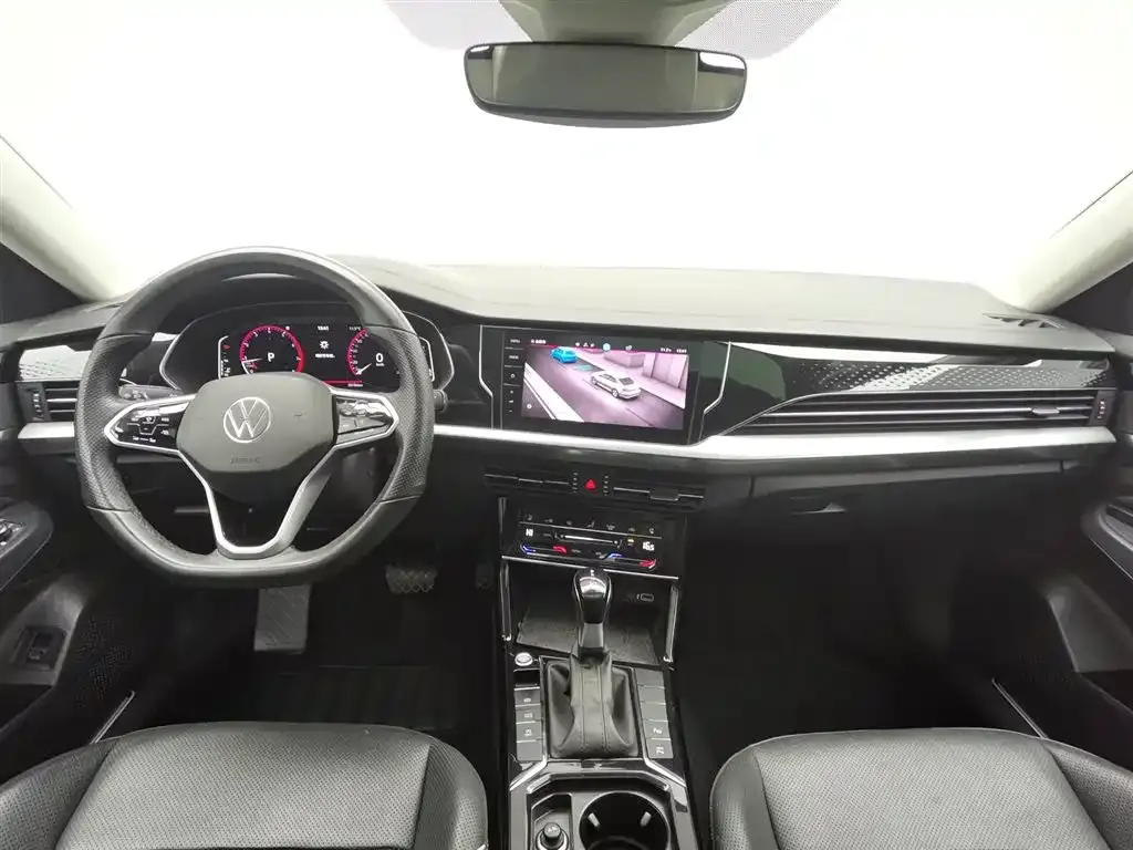 Volkswagen Passat 2023 из CN, фото 5