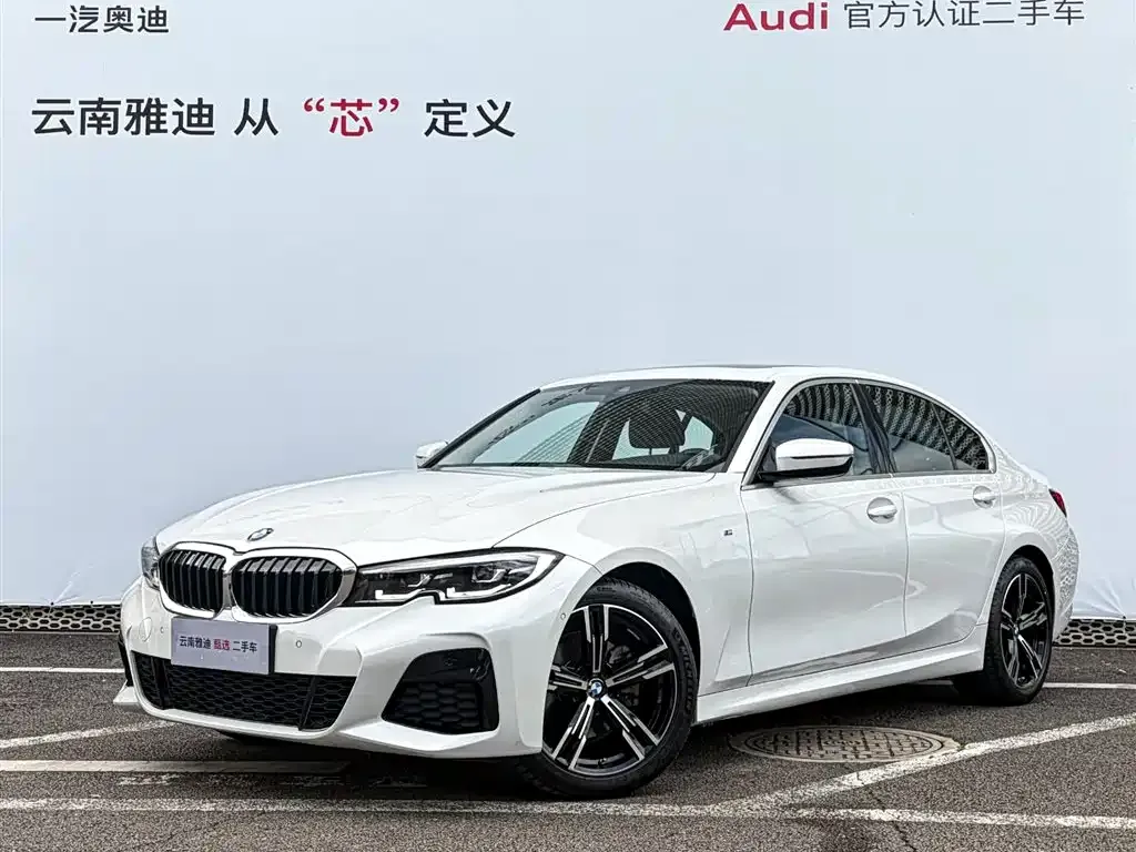 BMW 3 Series 2022 из CN, фото 1