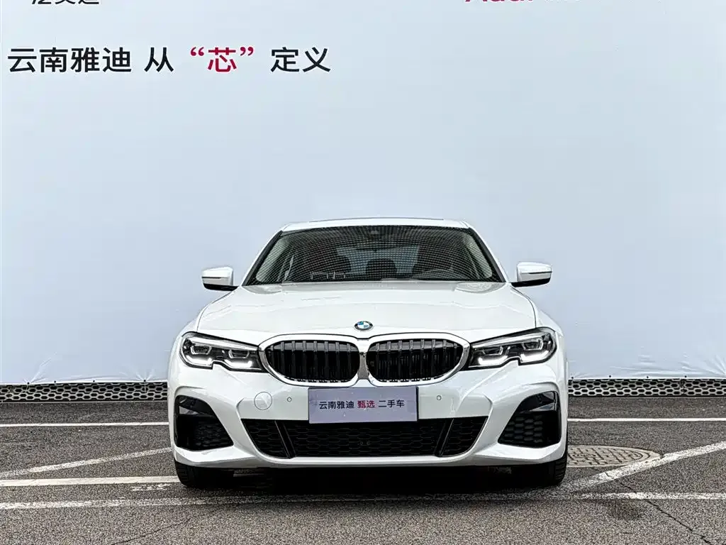 BMW 3 Series 2022 из CN, фото 2