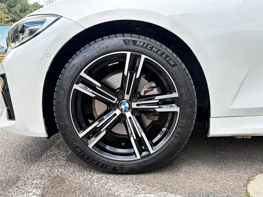 BMW 3 Series 2022 из CN, фото 8