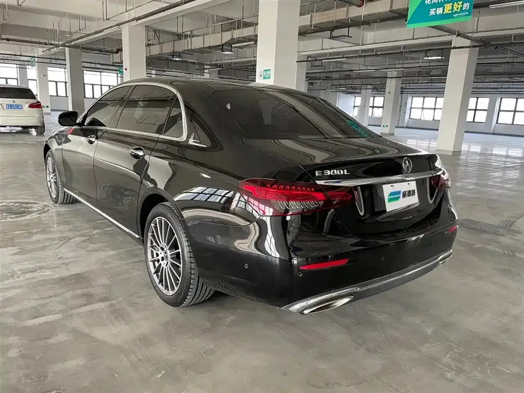 Mercedes-Benz E-Class 2023 из CN, фото 4