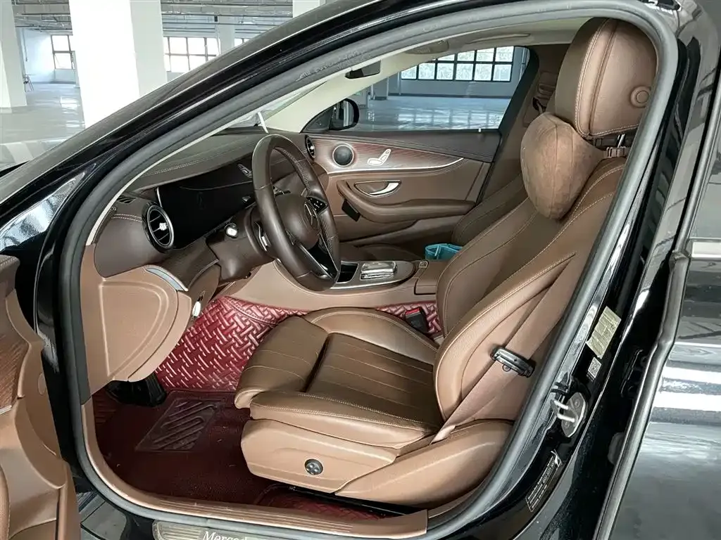 Mercedes-Benz E-Class 2023 из CN, фото 8
