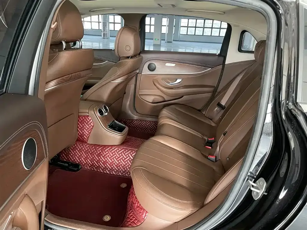 Mercedes-Benz E-Class 2023 из CN, фото 9