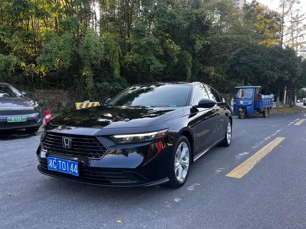 Honda Accord 2023 из CN, фото 3