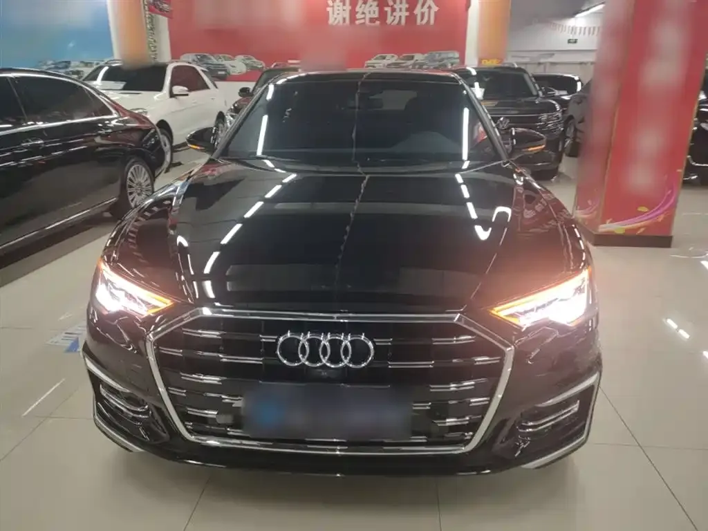 Audi A6L 2024 из CN, фото 3
