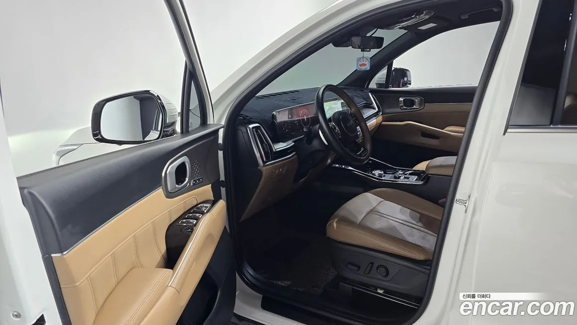 Kia Sorento — фото 10