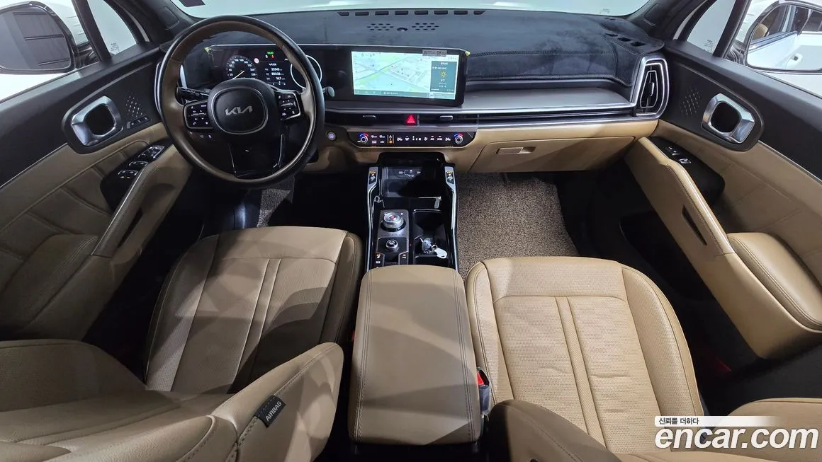 Kia Sorento — фото 7