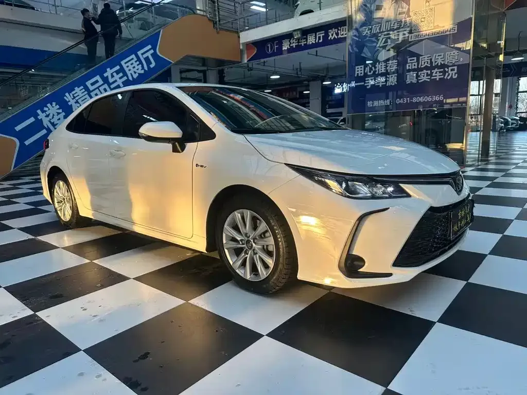 Toyota Corolla 2024 из CN, фото 3
