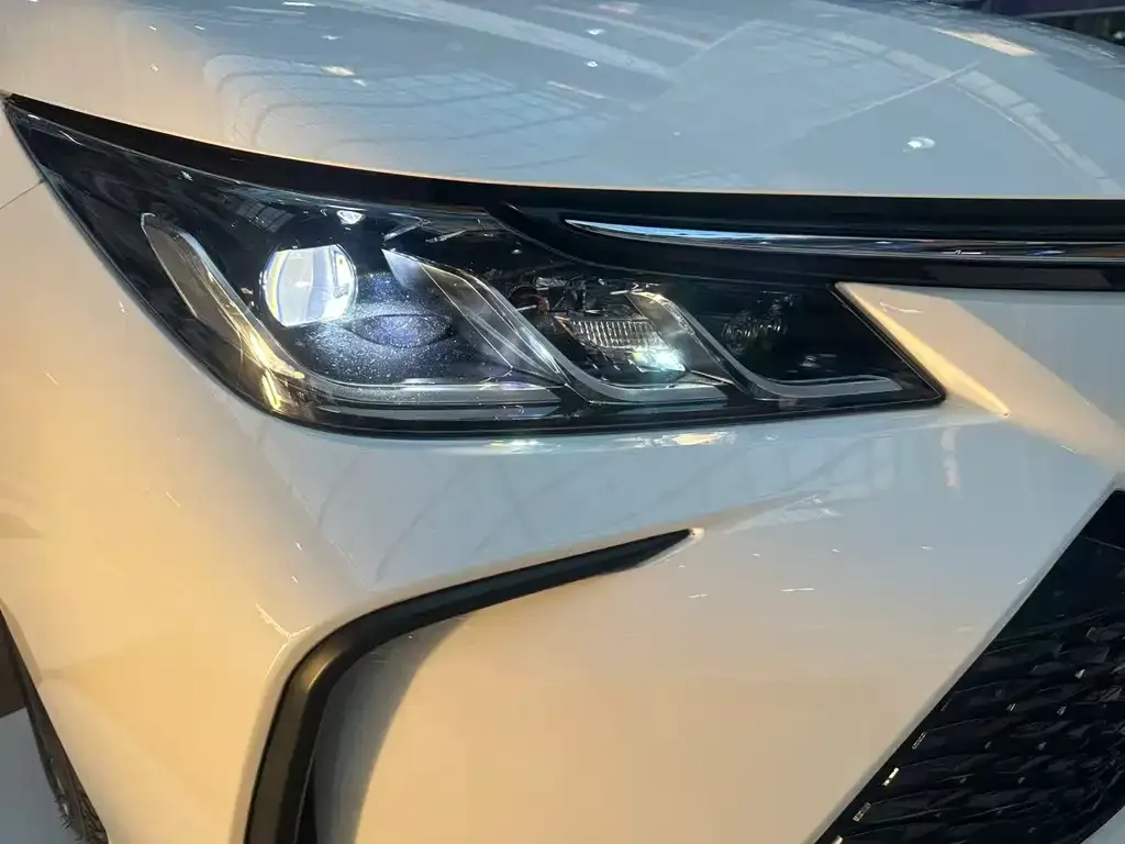 Toyota Corolla 2024 из CN, фото 4
