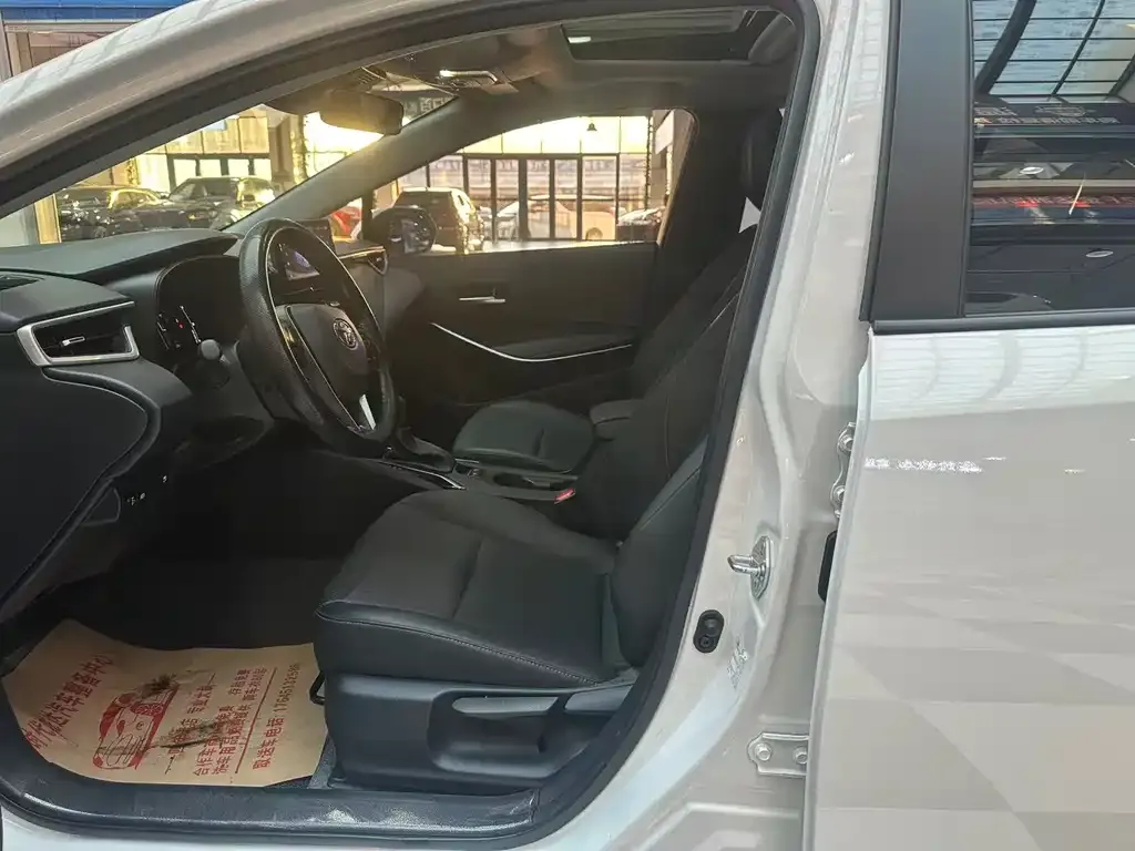 Toyota Corolla 2024 из CN, фото 7