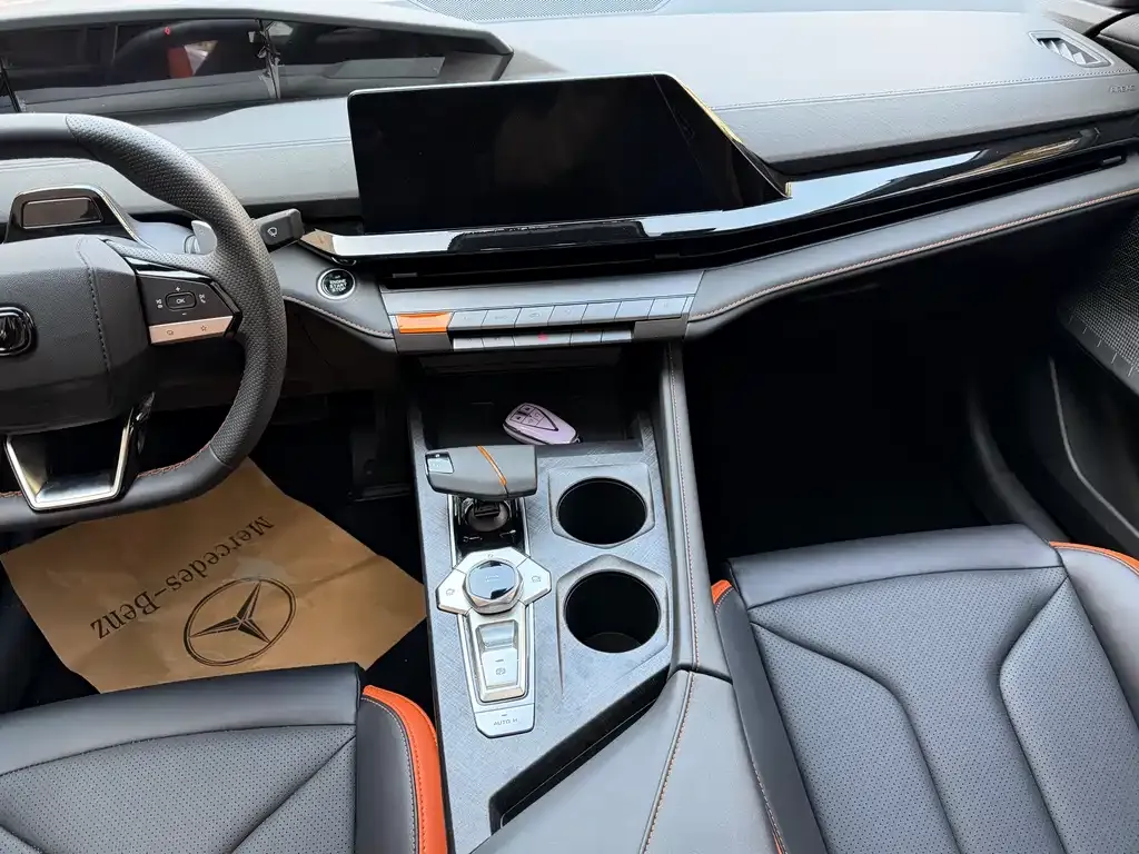 Changan UNI-V 2023 из CN, фото 10