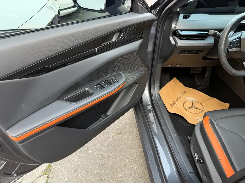 Changan UNI-V 2023 из CN, фото 5