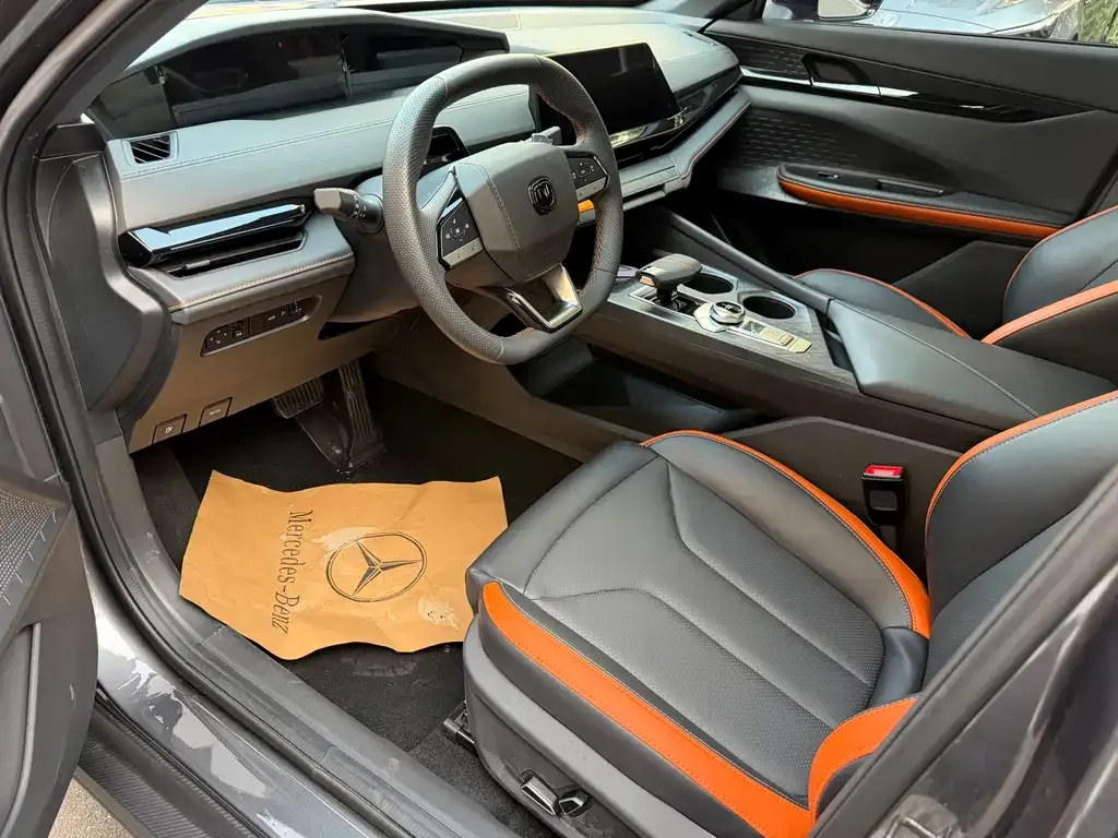 Changan UNI-V 2023 из CN, фото 6