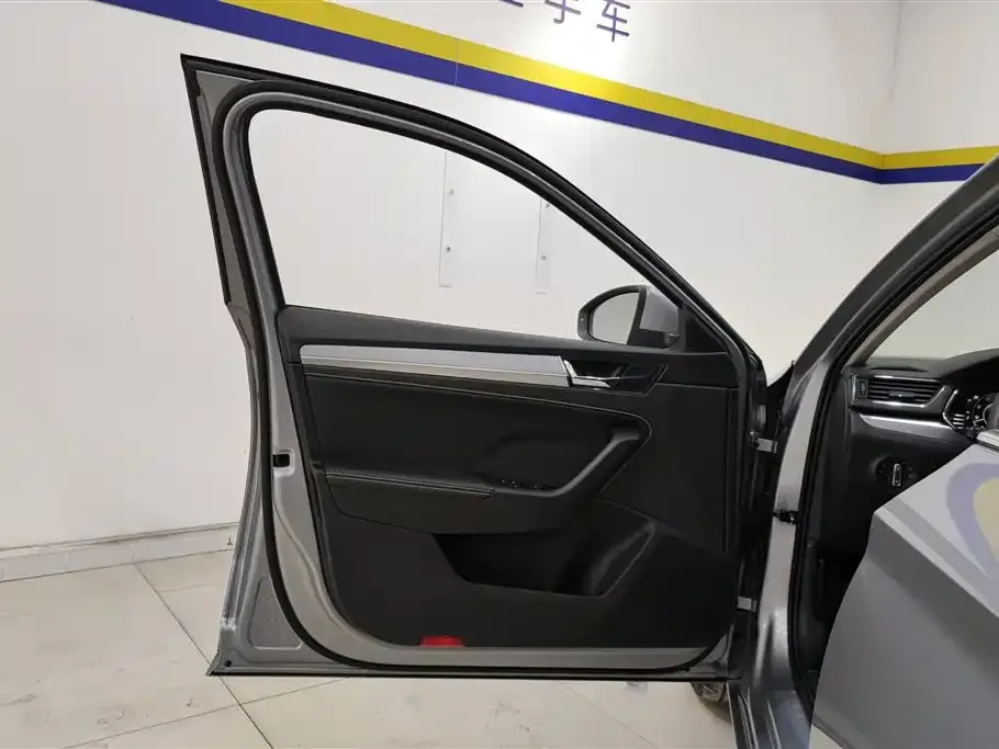 Skoda Superb 2021 из CN, фото 7
